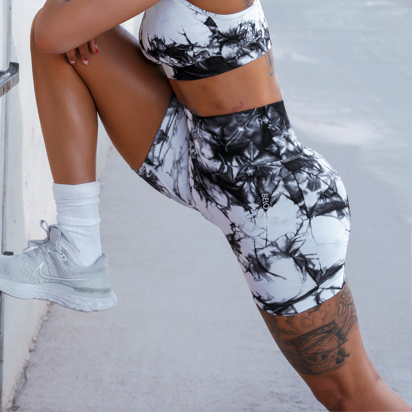 Groovy Seamless Shorts